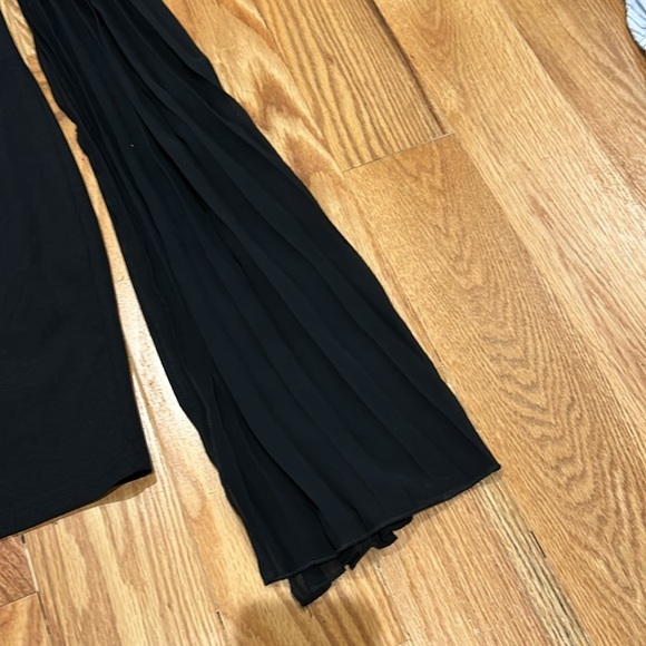 Black Pleated Sleeve Dress - Picture 6 of 10